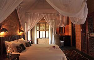 Zwahili Game Lodge & Spa