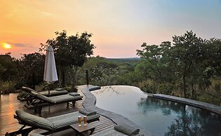 Zwahili Game Lodge & Spa