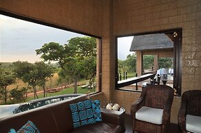 Zwahili Game Lodge & Spa