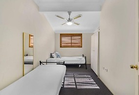 Dolphin Sands Holiday Villas