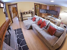 Chalet Alpina Hotel & Apartments