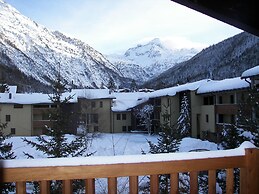 Chalet Alpina Hotel & Apartments