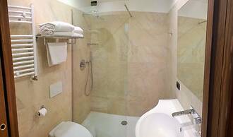 Chalet Alpina Hotel & Apartments