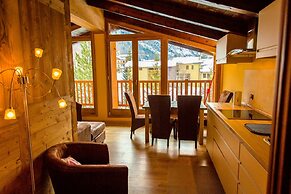 Chalet Alpina Hotel & Apartments