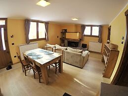 Chalet Alpina Hotel & Apartments