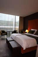D-Hotel