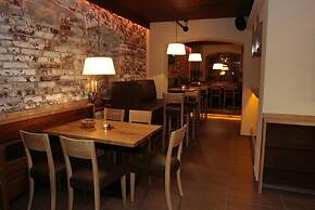 Gasthof Deutscher Adler & Hotel Puchtler