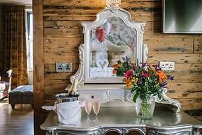 Grange Boutique Hotel