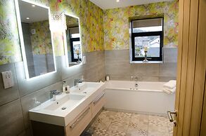 Grange Boutique Hotel