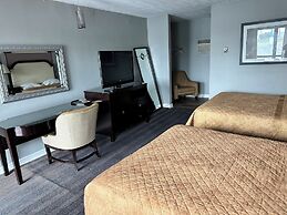 Rainbow Motor Inn - By the Falls