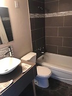 Rainbow Motor Inn - By the Falls