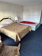 Rainbow Motor Inn - By the Falls