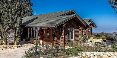 Logos hotel in Yad Hashmona