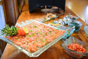 Logos hotel in Yad Hashmona