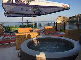 Anastasia Studios, Apartments & Suites