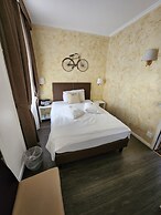 Hotel Millennium