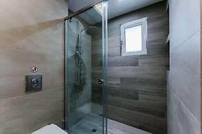 Andrews Luxury Residence