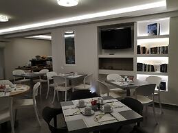 Andrews Luxury Residence