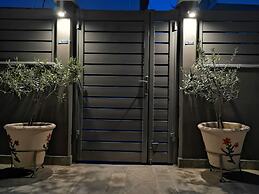 Andrews Luxury Residence