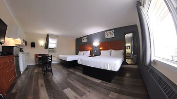 Moonlight Inn and Suites