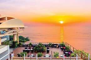 Centara Grand Mirage Beach Resort Pattaya