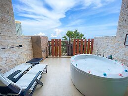 Centara Grand Mirage Beach Resort Pattaya