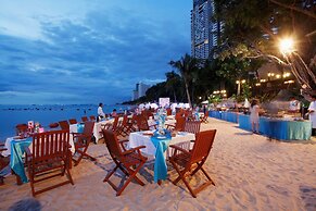 Centara Grand Mirage Beach Resort Pattaya