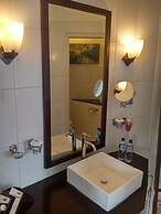 Bali Paradise Hotel Boutique Resort