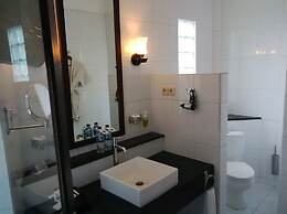 Bali Paradise Hotel Boutique Resort