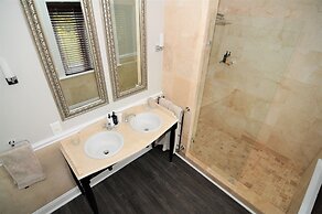 Abbey Manor Luxury Guesthouse