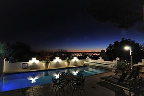 Abbey Manor Luxury Guesthouse