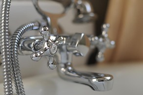 Abbey Manor Luxury Guesthouse