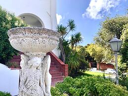 Abbey Manor Luxury Guesthouse