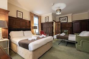 Barrington Lodge Hotel