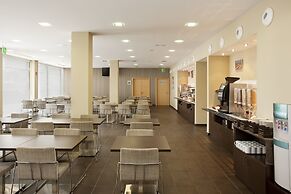 Holiday Inn Express Barcelona - Sant Cugat, an IHG Hotel