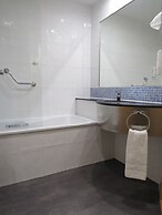 Holiday Inn Express Barcelona - Sant Cugat by IHG