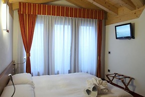 Hotel Sassella
