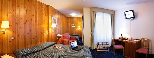 Hotel Sassella