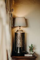 Hlosi Game Lodge - Amakhala Game Reserve