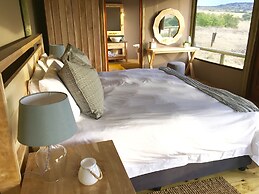 Hlosi Game Lodge - Amakhala Game Reserve