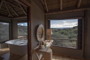 Bukela Game Lodge Amakhala Game Reserve
