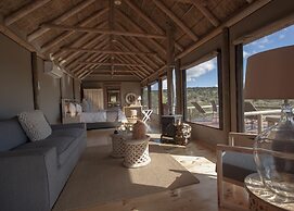 Bukela Game Lodge Amakhala Game Reserve