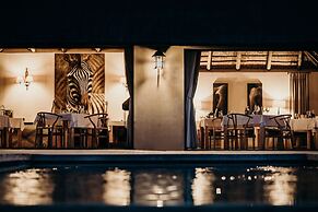 Bukela Game Lodge Amakhala Game Reserve