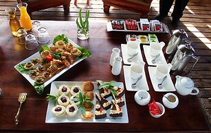 Bukela Game Lodge Amakhala Game Reserve