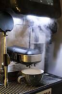 The Lloyd Stamford, Tapestry Collection by Hilton