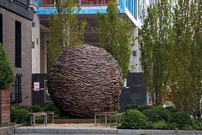 The Lloyd Stamford, Tapestry Collection by Hilton