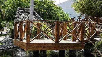 Costa Bahia Hotel & Convention Center