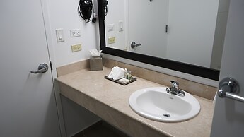 Costa Bahia Hotel & Convention Center