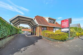 Tudor Court Motor Lodge