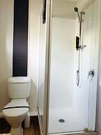 Tudor Court Motor Lodge